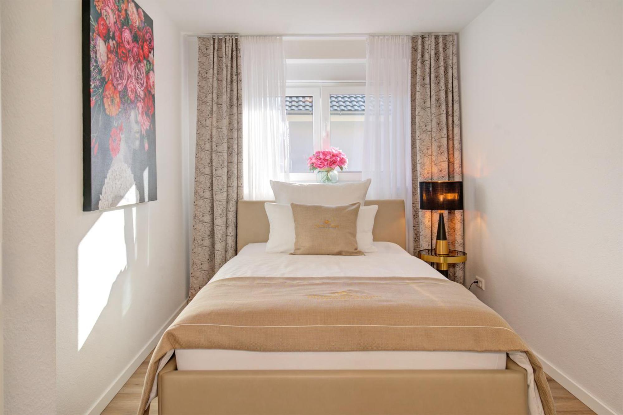 BlumenRaum Ferienwohnung 2 卡尔斯鲁厄 外观 照片